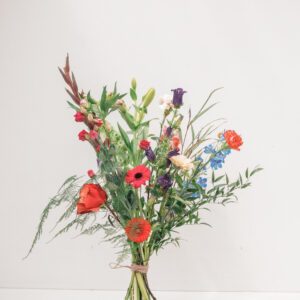 Wildboeket met gemengde kleuren