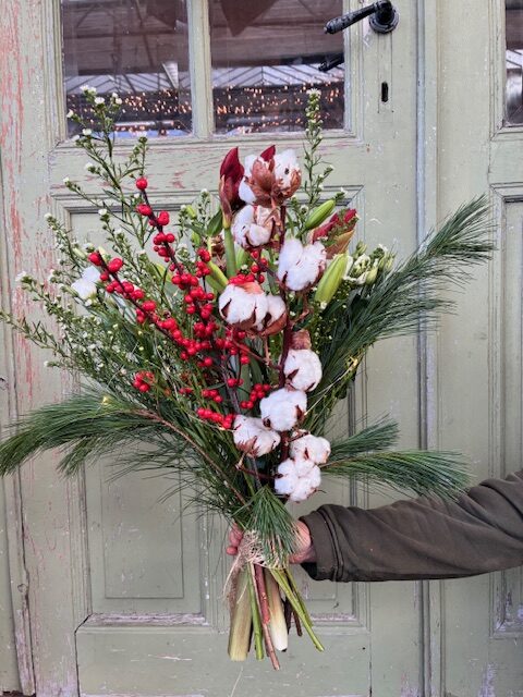 Feestelijk boeket met lichtjes